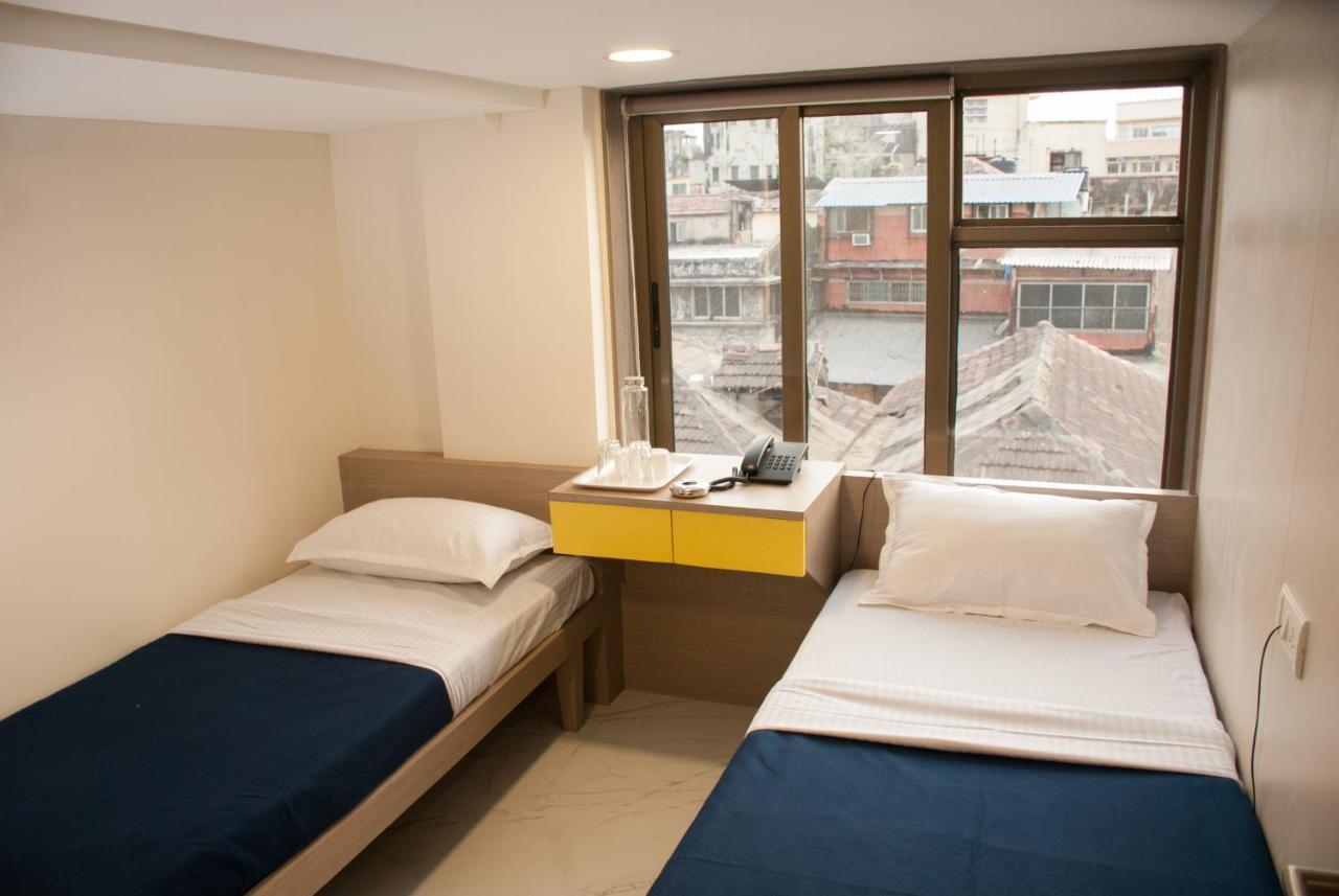 City Hotel Bombay Extérieur photo